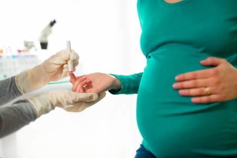 A várandósok magas vércukorszintje hosszú távon kihat a gyermek egészségére